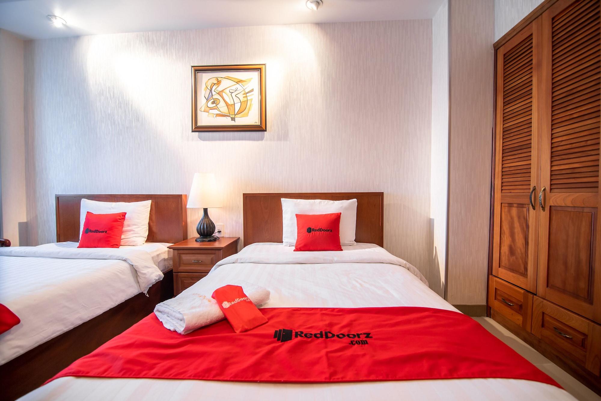 White Lion Hotel Хошимін Екстер'єр фото