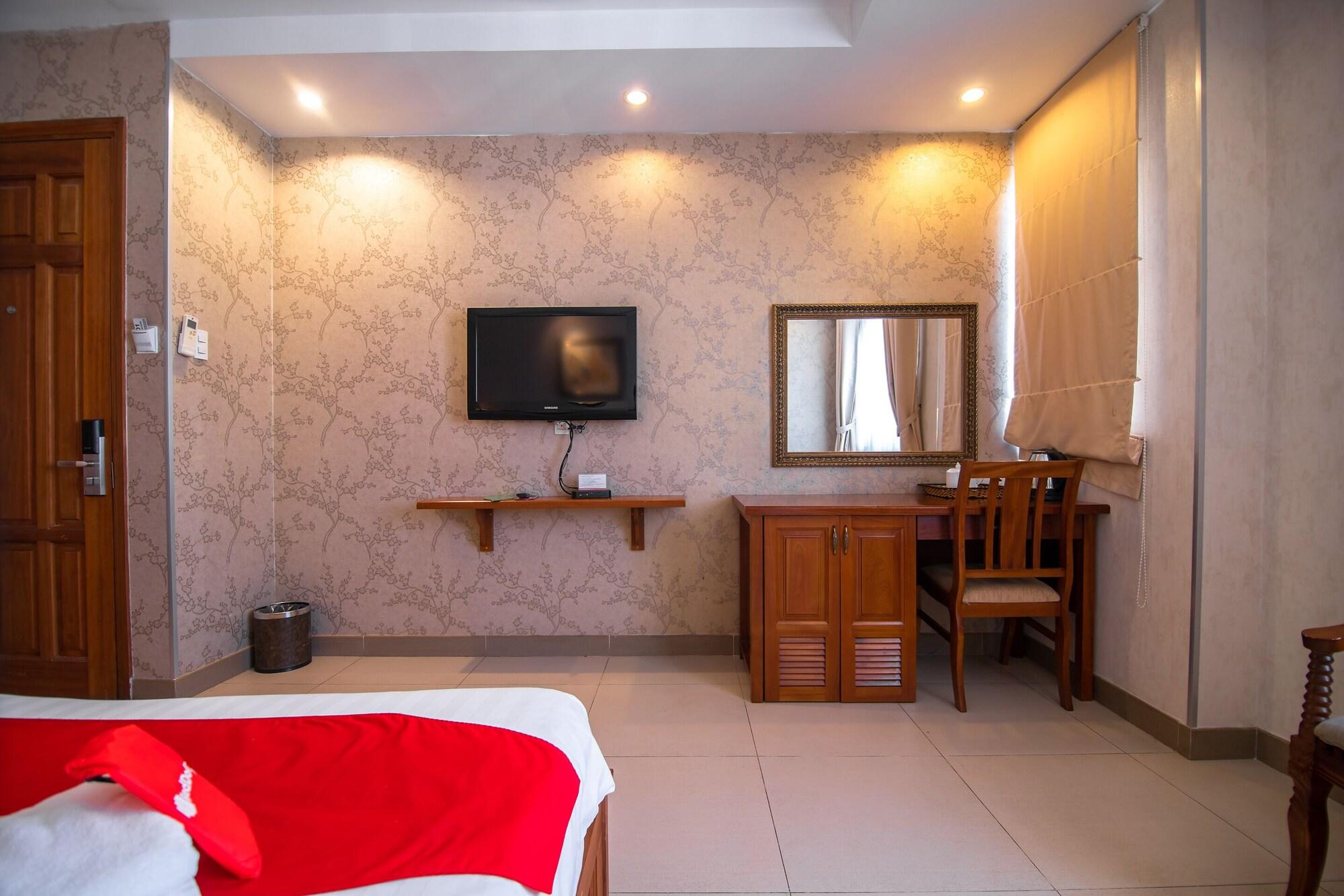 White Lion Hotel Хошимін Екстер'єр фото