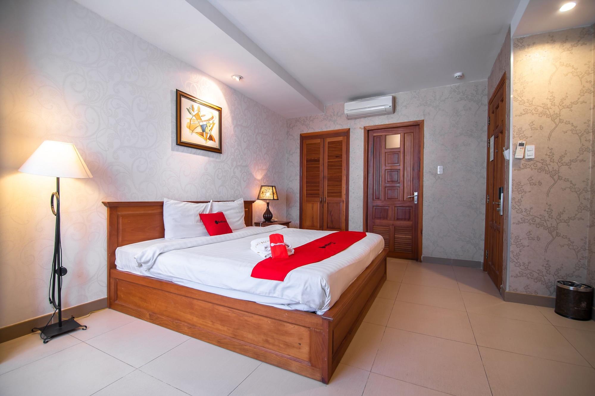 White Lion Hotel Хошимін Екстер'єр фото