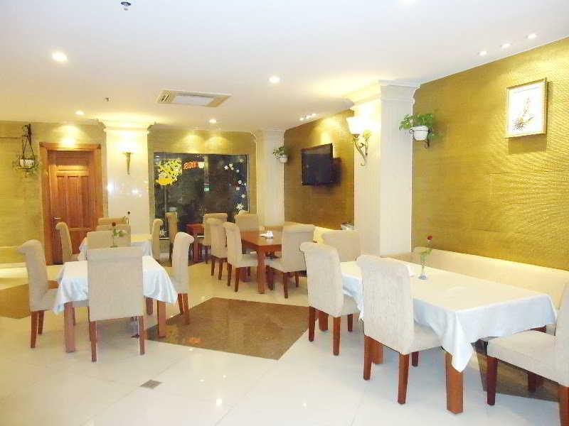 White Lion Hotel Хошимін Екстер'єр фото